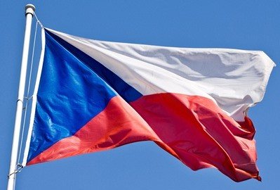 119) Nikdo za mnou nestojí