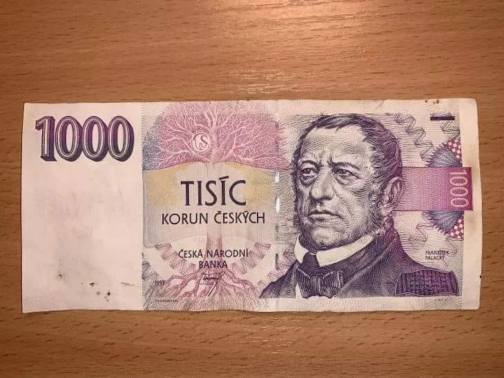 Platba kartou nebo penězma?